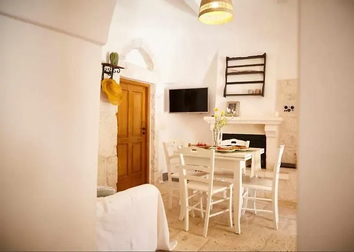 Βίλα Trulli Azzalema With Exclusive Pool Μπρίντιζι