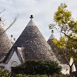 Villa Trulli Azzalema With Exclusive Pool Brindisi