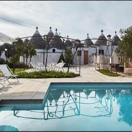 Trulli Azzalema With Exclusive Pool Villa Brindisi
