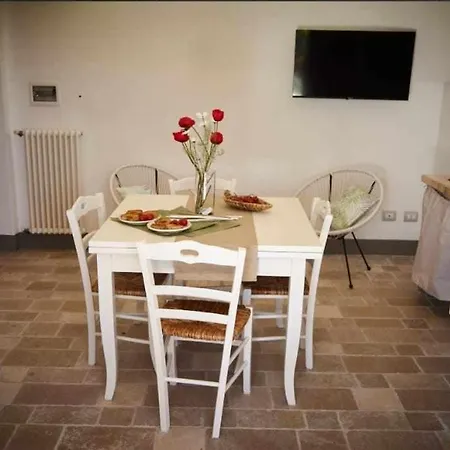 Trulli Azzalema With Exclusive Pool 빌라 브린디시