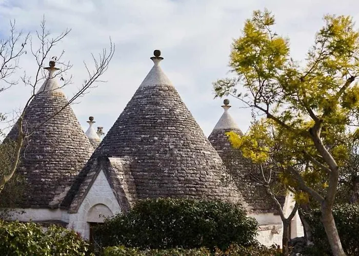 빌라 Trulli Azzalema With Exclusive Pool 브린디시